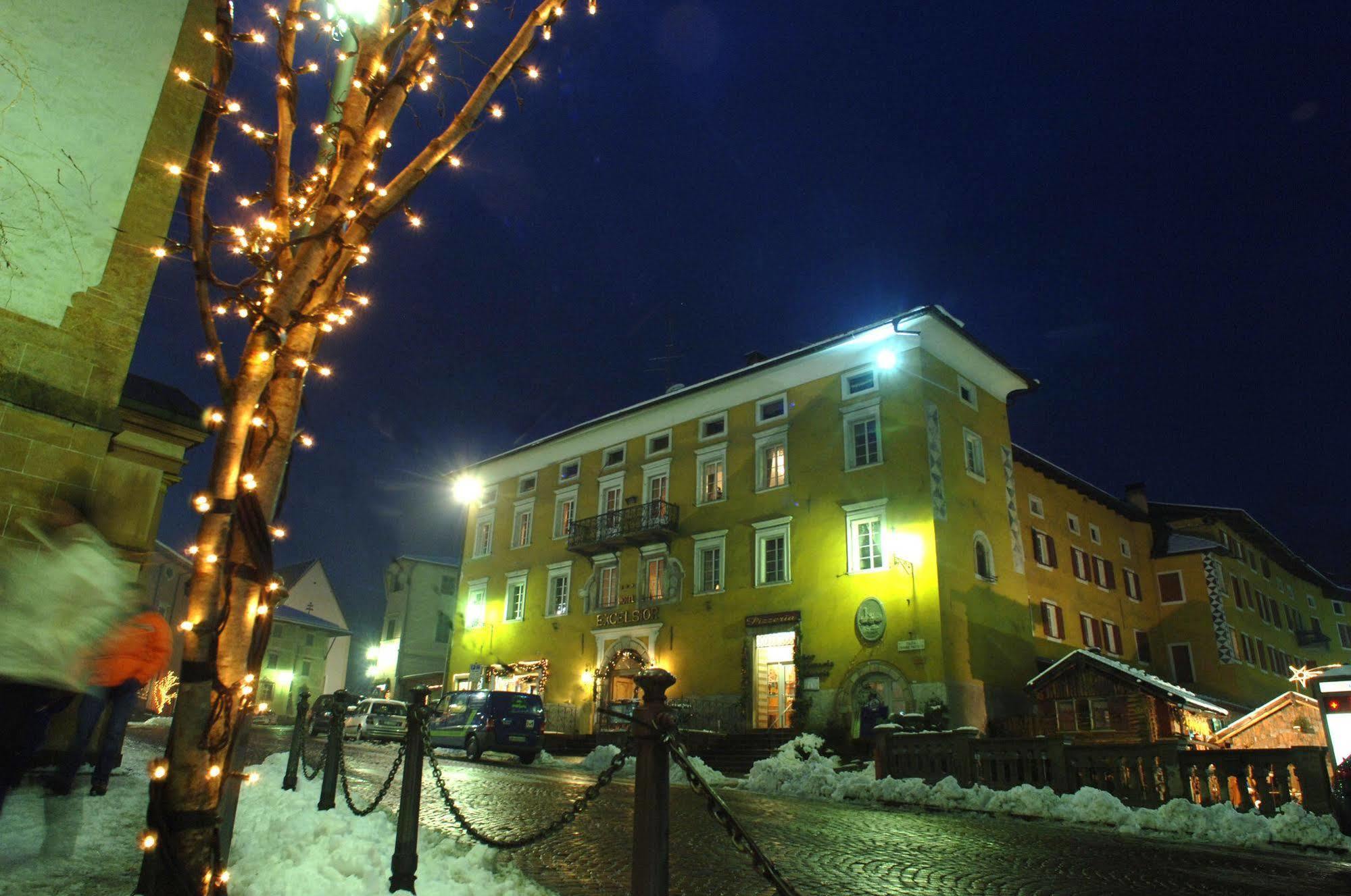 Romantic Excelsior Hotel